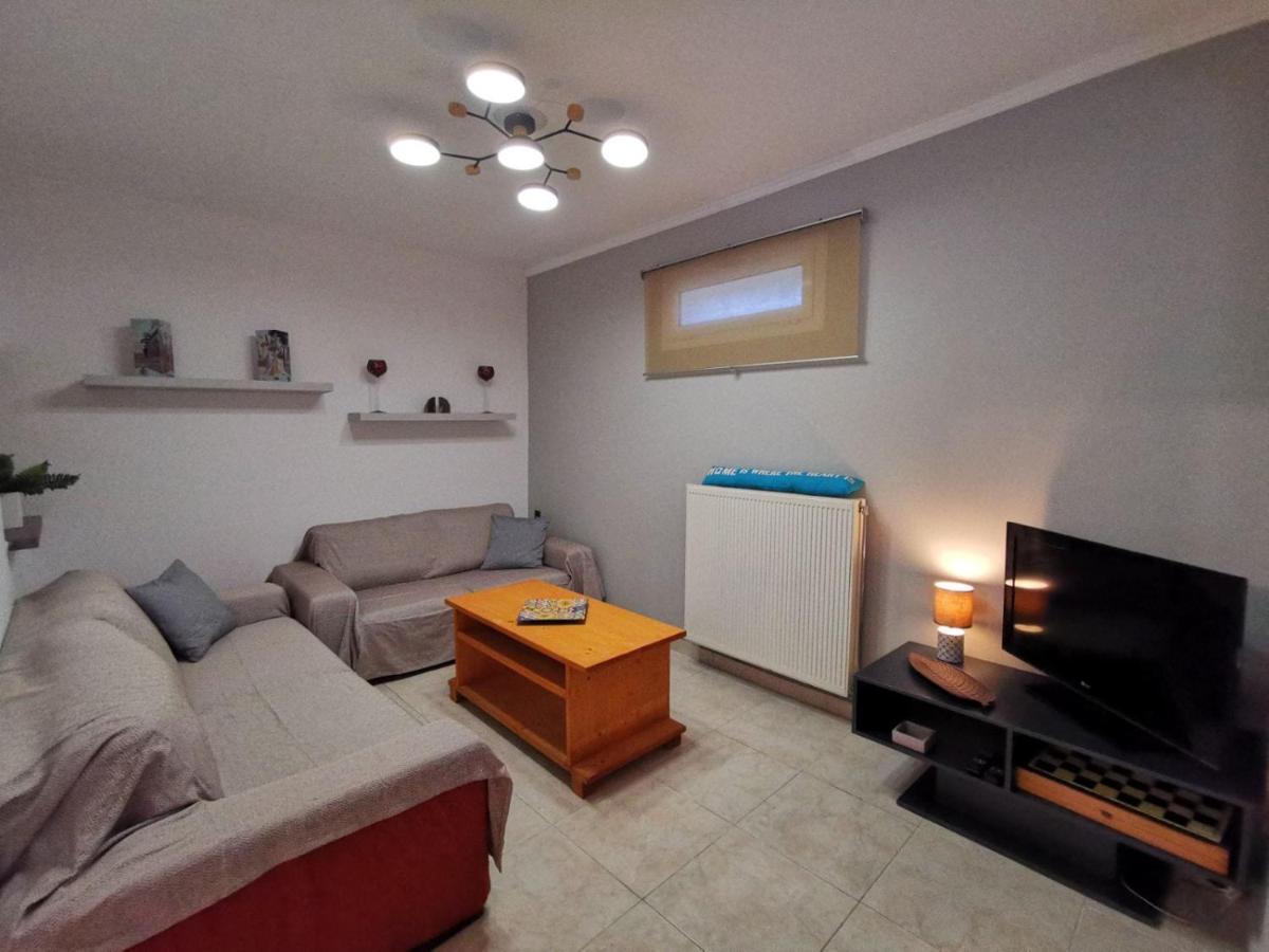 Antonela Sunshine Apartment By Corfu Escapes Perama  Exteriör bild